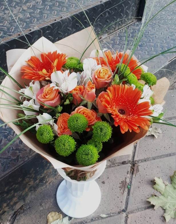 Букет цветов из: Герберы, Хризантемы, Альстромерии и Розы в Посёлок имени М. И. Калинина