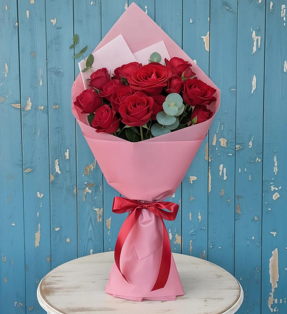 Букет цветов из: Розы в Посёлок имени М. И. Калинина