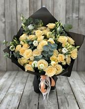 Букет цветов из:  Розы и Лизиантусы #REPLACE_PRED# Посёлок имени М. И. Калинина