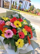 Букет цветов из:  Герберы #REPLACE_PRED# Посёлок имени М. И. Калинина