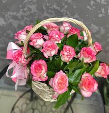 Цветочная композиция из Розы в корзине в Посёлок имени М. И. Калинина