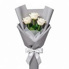 Букет 3 белые розы в Посёлок имени М. И. Калинина