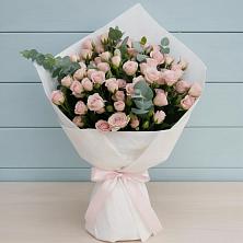 Букет цветов из:  Розы в Посёлок имени М. И. Калинина