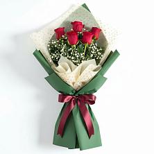Букет цветов из:  Розы в Посёлок имени М. И. Калинина